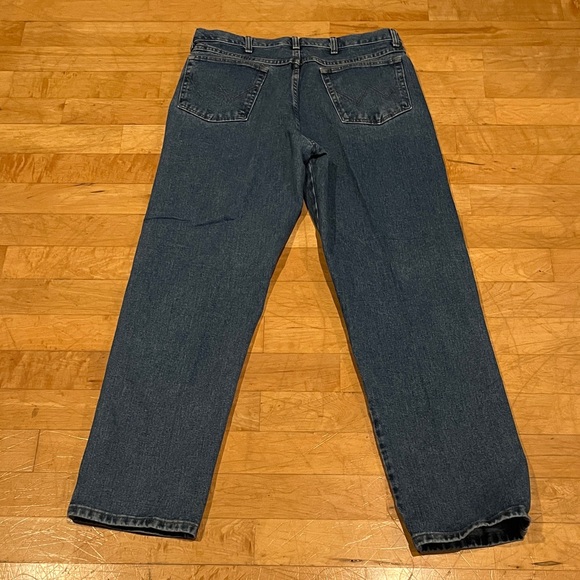 Wrangler’s Men's Straight Fit Denim Jeans - Picture 5 of 5